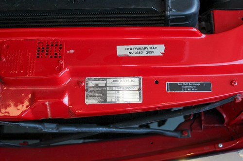 1986 Mercedes-Benz 300SL R107 For Sale (picture 102 of 175)