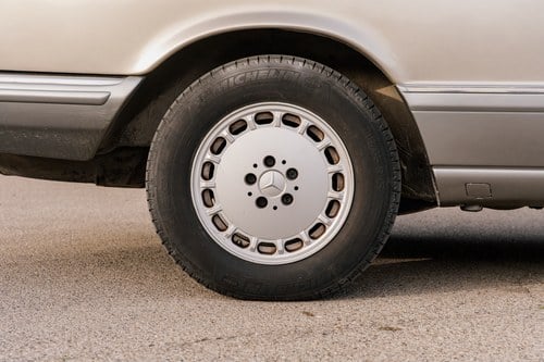 1990 Mercedes-Benz C126 560SEC For Sale (picture 12 of 177)