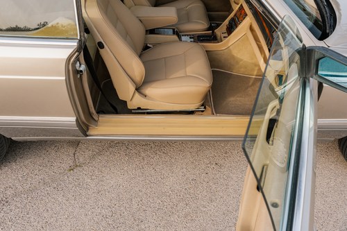 1990 Mercedes-Benz C126 560SEC For Sale (picture 49 of 177)