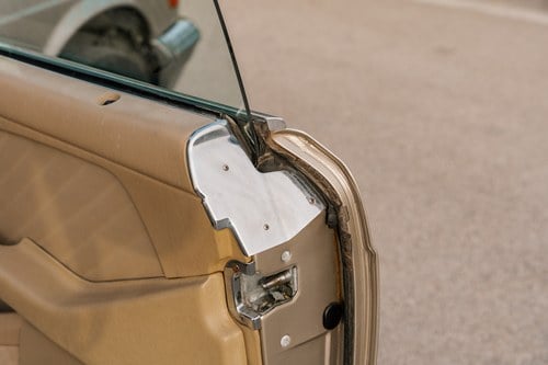 1990 Mercedes-Benz C126 560SEC For Sale (picture 50 of 177)