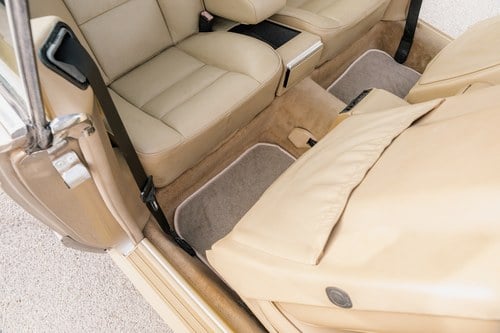 1990 Mercedes-Benz C126 560SEC For Sale (picture 57 of 177)