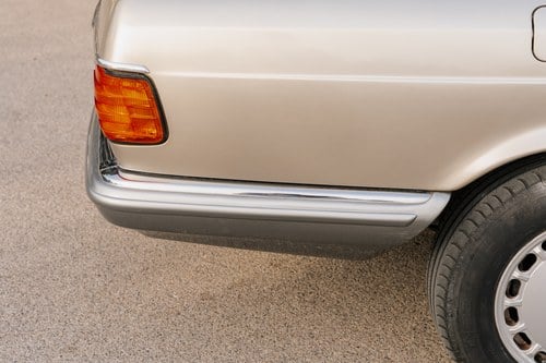 1990 Mercedes-Benz C126 560SEC For Sale (picture 92 of 177)