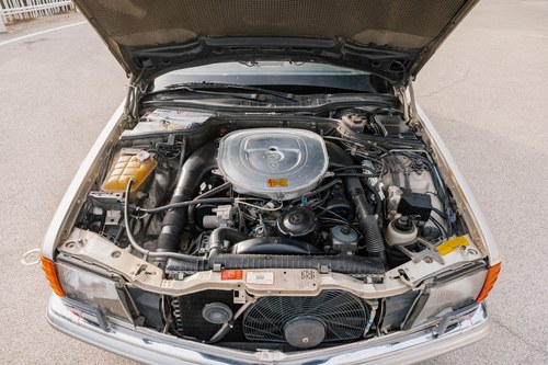 1990 Mercedes-Benz C126 560SEC For Sale (picture 106 of 177)