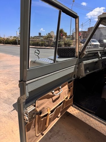 1962 Land Rover Series IIA 88" In vendita (immagine 24 di 127)