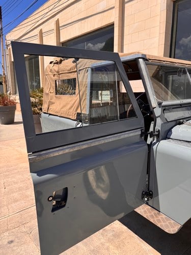 1962 Land Rover Series IIA 88" In vendita (immagine 38 di 127)