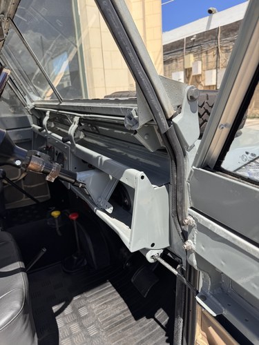 1962 Land Rover Series IIA 88" In vendita (immagine 41 di 127)