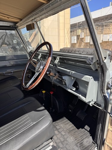 1962 Land Rover Series IIA 88" In vendita (immagine 42 di 127)