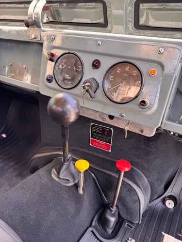 1962 Land Rover Series IIA 88" In vendita (immagine 47 di 127)