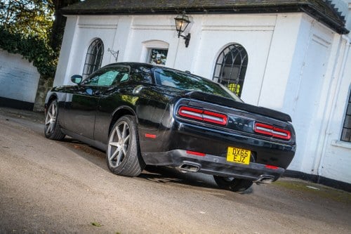 2016 Dodge Challenger SXT Te koop (foto 9 van 74)