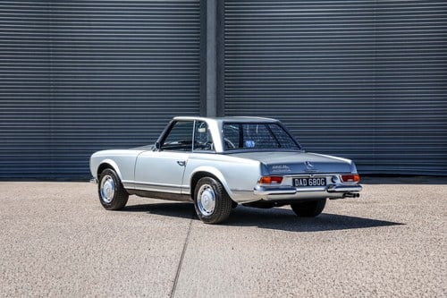 1969 Mercedes-Benz 280 SL W113 'Pagoda' with Hardtop For Sale (picture 8 of 147)