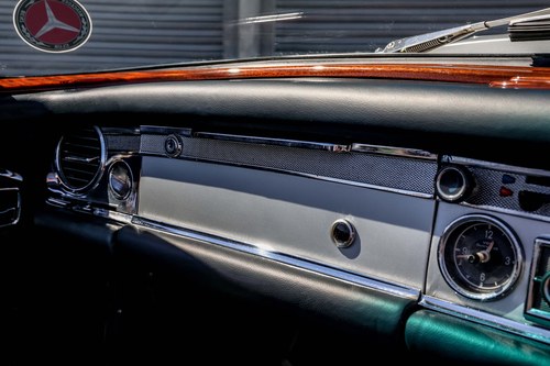 1969 Mercedes-Benz 280 SL W113 'Pagoda' with Hardtop For Sale (picture 25 of 147)