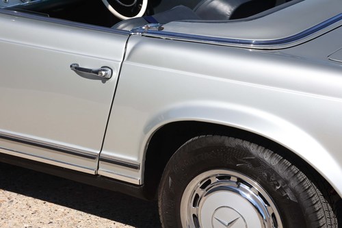 1969 Mercedes-Benz 280 SL W113 'Pagoda' with Hardtop For Sale (picture 74 of 147)