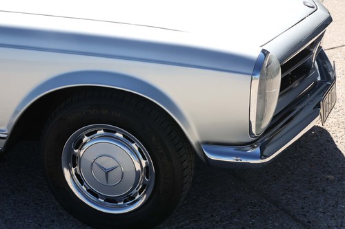 1969 Mercedes-Benz 280 SL W113 'Pagoda' with Hardtop For Sale (picture 92 of 147)