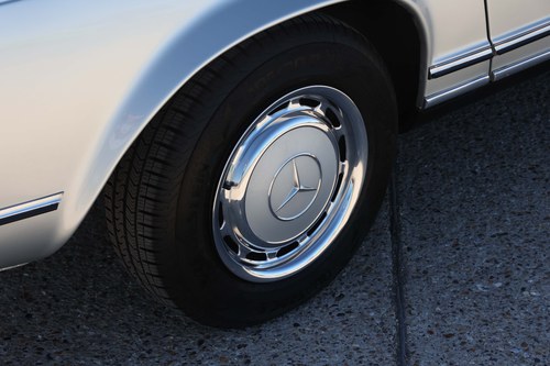 1969 Mercedes-Benz 280 SL W113 'Pagoda' with Hardtop For Sale (picture 100 of 147)