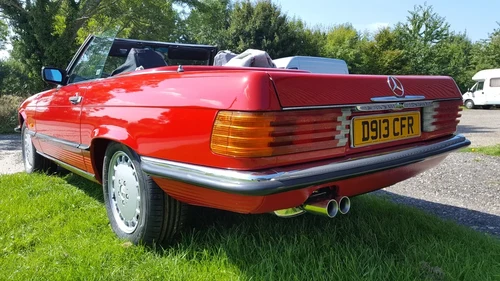 1986 Mercedes-Benz 300SL R107 For Sale (picture 12 of 175)