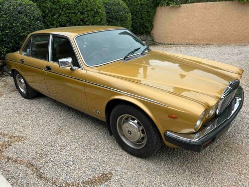 1983 Daimler Sovereign till salu (bild 3 av 50)