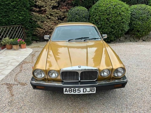 1983 Daimler Sovereign till salu (bild 4 av 50)