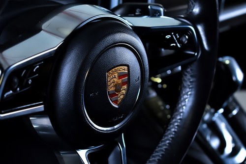 2015 Porsche Cayenne S 3,6L V6 à venda (imagem 34 de 89)