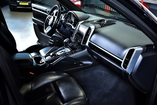 2015 Porsche Cayenne S 3,6L V6 à venda (imagem 52 de 89)