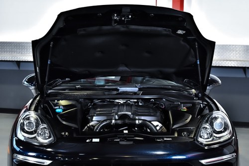 2015 Porsche Cayenne S 3,6L V6 à venda (imagem 84 de 89)