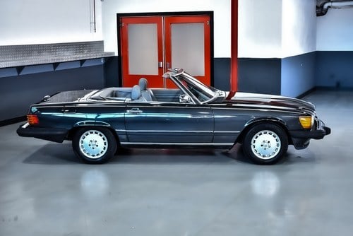 1988 Mercedes-Benz R107 560SL For Sale (picture 9 of 97)