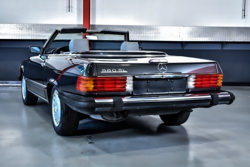 1988 Mercedes-Benz R107 560SL For Sale (picture 15 of 97)