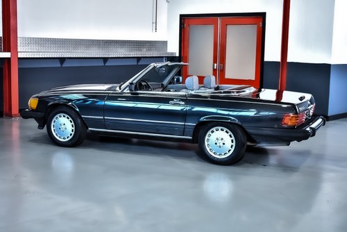 1988 Mercedes-Benz R107 560SL For Sale (picture 17 of 97)