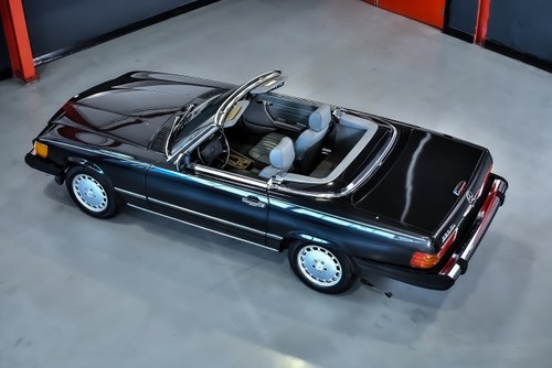 1988 Mercedes-Benz R107 560SL For Sale (picture 23 of 97)