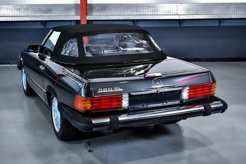 1988 Mercedes-Benz R107 560SL For Sale (picture 26 of 97)