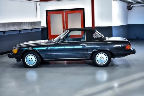 1988 Mercedes-Benz R107 560SL For Sale (picture 28 of 97)