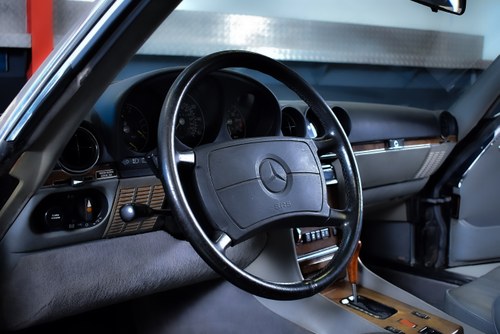 1988 Mercedes-Benz R107 560SL For Sale (picture 45 of 97)