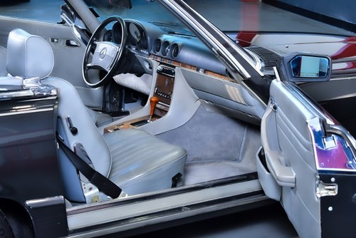 1988 Mercedes-Benz R107 560SL For Sale (picture 48 of 97)