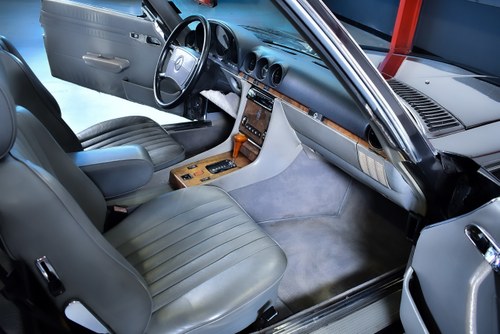 1988 Mercedes-Benz R107 560SL For Sale (picture 53 of 97)