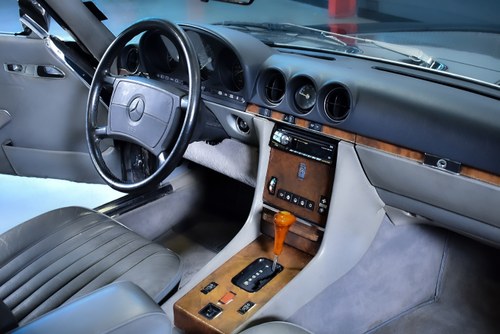 1988 Mercedes-Benz R107 560SL For Sale (picture 54 of 97)