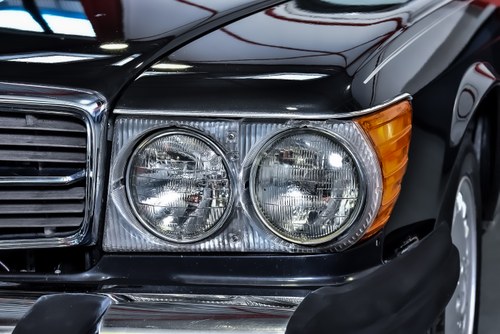 1988 Mercedes-Benz R107 560SL For Sale (picture 68 of 97)