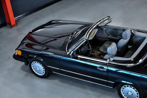 1988 Mercedes-Benz R107 560SL For Sale (picture 88 of 97)