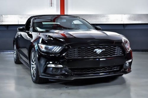 2017 Ford Mustang Convertible 2.3 Ecoboost till salu (bild 4 av 81)