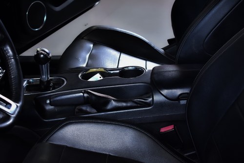 2017 Ford Mustang Convertible 2.3 Ecoboost till salu (bild 26 av 81)