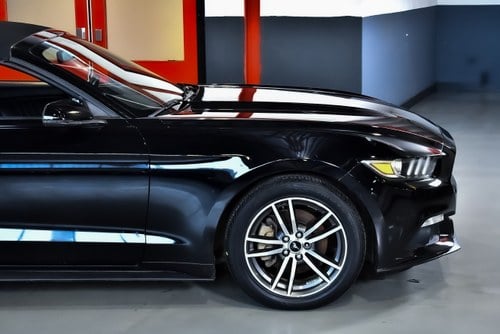 2017 Ford Mustang Convertible 2.3 Ecoboost till salu (bild 57 av 81)