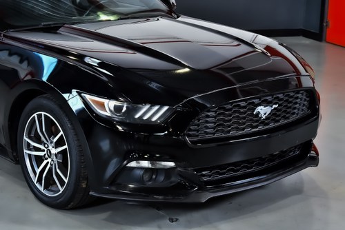 2017 Ford Mustang Convertible 2.3 Ecoboost till salu (bild 60 av 81)