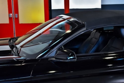 2017 Ford Mustang Convertible 2.3 Ecoboost till salu (bild 65 av 81)