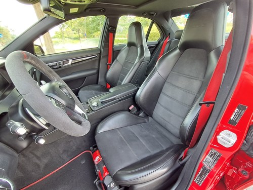 2014 Mercedes-Benz C63 507 Edition Evocation W204 Te koop (foto 52 van 181)