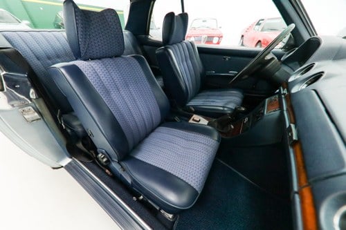 1977 Mercedes-Benz 230C W123 For Sale (picture 21 of 120)