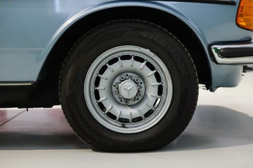 1977 Mercedes-Benz 230C W123 For Sale (picture 50 of 120)