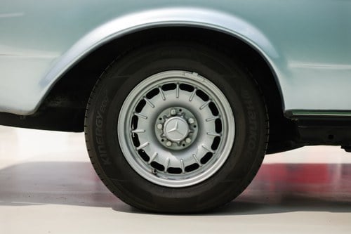 1977 Mercedes-Benz 230C W123 For Sale (picture 51 of 120)