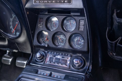 1969 Chevrolet Corvette C3 Coupe 5.7L 350CI L46 Manual For Sale (picture 73 of 277)