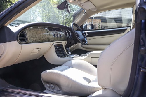 2002 Jaguar XK8 4.2L Coupe X100 For Sale (picture 15 of 122)