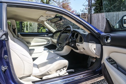 2002 Jaguar XK8 4.2L Coupe X100 For Sale (picture 16 of 122)