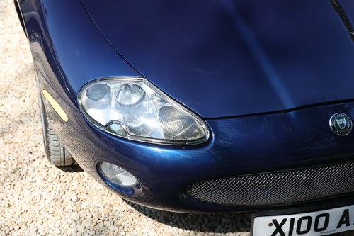 2002 Jaguar XK8 4.2L Coupe X100 For Sale (picture 29 of 122)