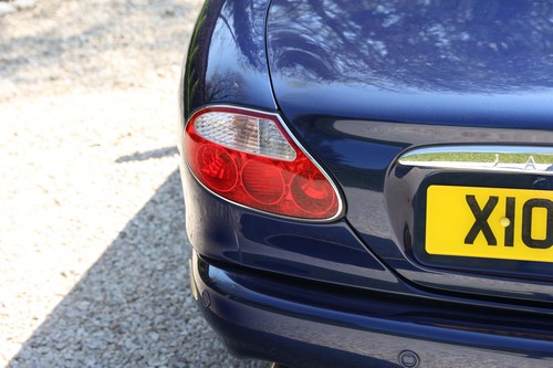 2002 Jaguar XK8 4.2L Coupe X100 For Sale (picture 68 of 122)